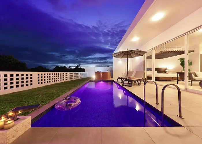 Crystal Villa Bayside